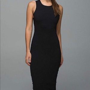 Lululemon Picnik play dress